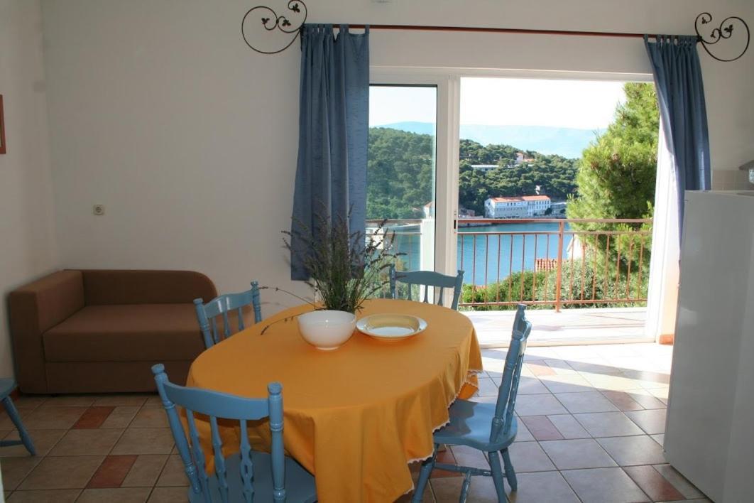 Apartmani Mladina Jelsa (Hvar) Exterior foto
