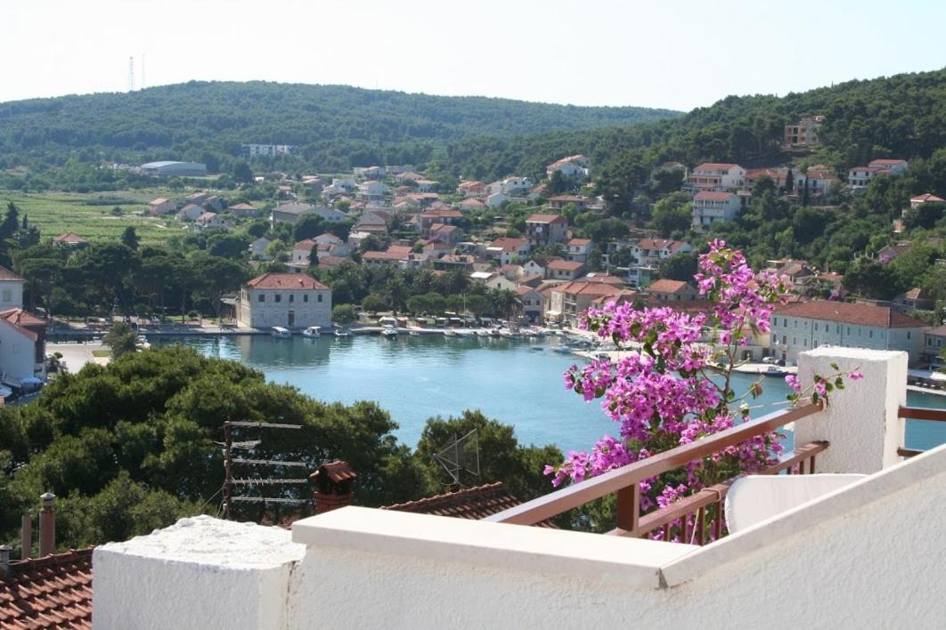 Apartmani Mladina Jelsa (Hvar) Exterior foto