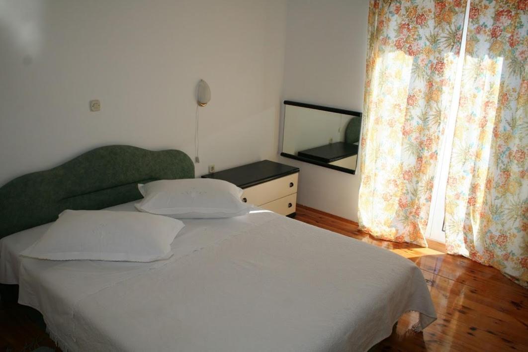 Apartmani Mladina Jelsa (Hvar) Exterior foto